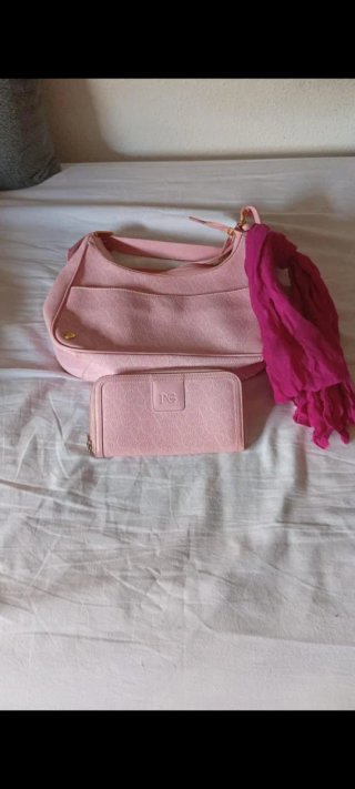Conjunto Bolso y Monedero Pierre Cardin Rosa