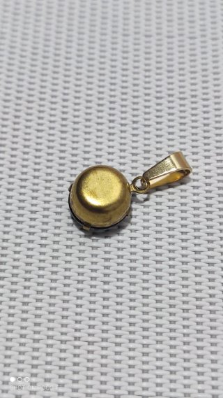 Colgante Swarovski con latón y acero inoxidable