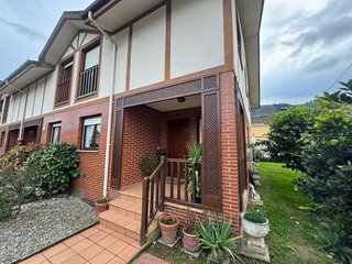 Casa pareada en venta en Corrales de Buelna (Los)