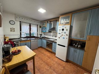 Casa pareada en venta en Corrales de Buelna (Los)