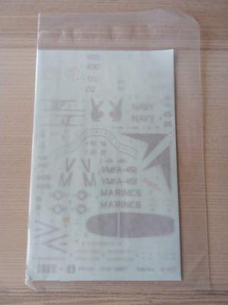 F-18A HORNET MAQUETA HOBBY BOSS 1/48