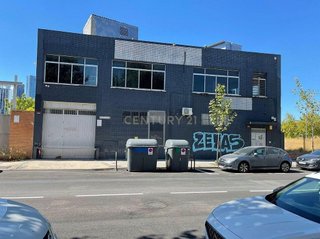 Nave industrial en alquiler en Tres Olivos - Valverde en Madrid