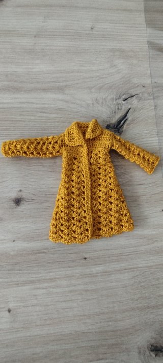 Abrigo Crochet para Barbie