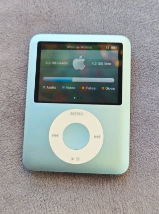 iPod Nano 3ª Gen 8GB + Cable y Cargador