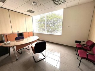 Oficina en alquiler en Polígonos - Recinto Ferial Cortijo de Torres en Málaga
