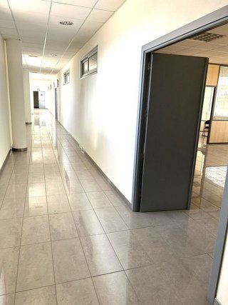 Oficina en alquiler en Polígonos - Recinto Ferial Cortijo de Torres en Málaga