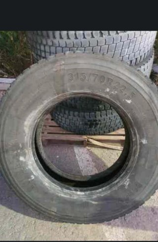Neumáticos 315/70/22,5