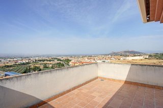 Casa adosada en venta en Peligros
