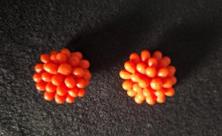 Pendientes vintage imitación coral naranja