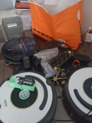 Roomba para despiece o reparación