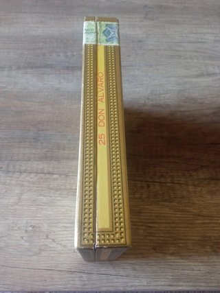 Caja Puros Álvaro Especiales Vintage 21 70'