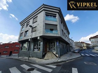 Local comercial en venta en Castiñeiriño - Cruceiro de Sar en Santiago de Compostela
