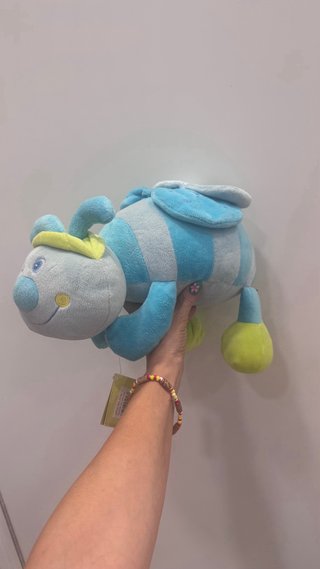 Peluche infantil de abejita azul y verde