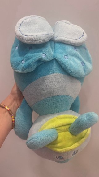 Peluche infantil de abejita azul y verde