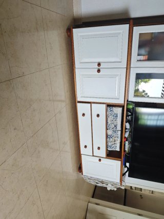 Mueble TV madera. Aparador