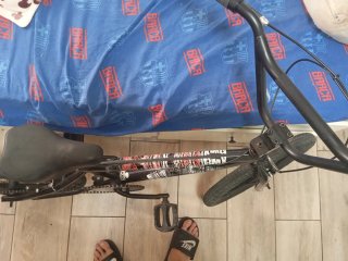 Bicicleta BMX negra