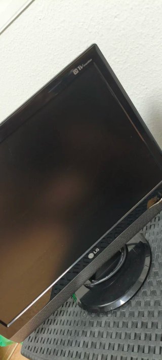 TV LG 30'' Negra