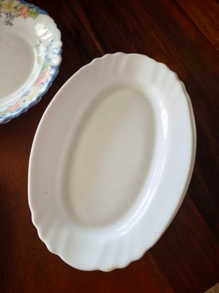 Juego de vajilla y ollas
