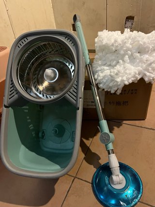 Se vende por falta de uso. La compré para un local