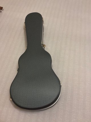 Ukelele Kala Ka-TE-C + estuche Rapsody.