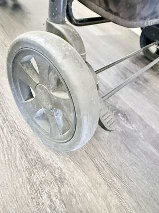 Carrito de bebé Hauck triciclo