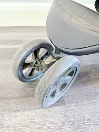 Carrito de bebé Hauck triciclo
