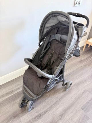 Carrito de bebé Hauck triciclo