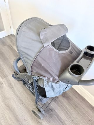 Carrito de bebé Hauck triciclo