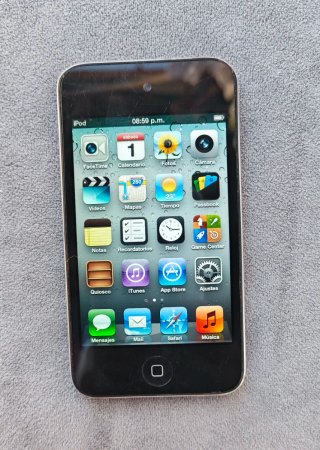 iPod Touch 4ª Gen 8GB + Cable y Cargador.