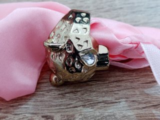 Anillo cabeza leopardo dorado con detalles