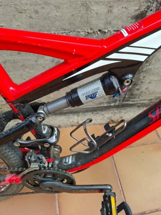 Bicicletta da Montagna Specialized Rossa