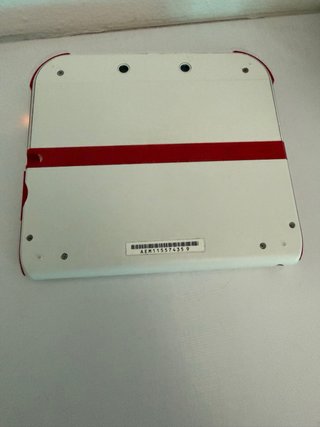 Nintendo 2DS Roja y Blanca