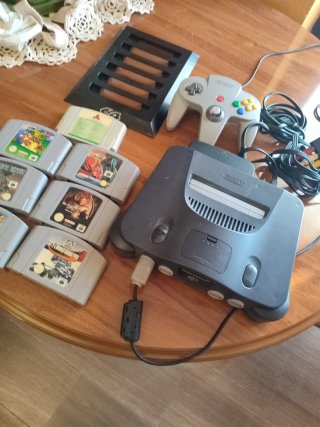 Nintendo 64 Gris NUS-001 (EUR) + Accesorios
