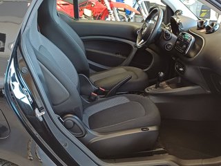 smart fortwo EQ COUPE- 2021