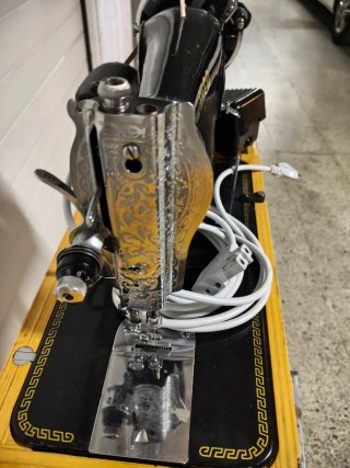 Máquina de coser Alfa portátil