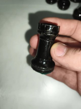 Ajedrez de madera con caja completo con desgaste