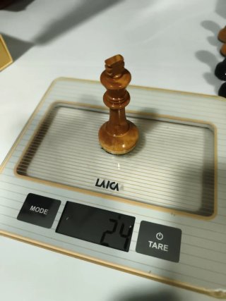 Ajedrez de madera con caja completo con desgaste