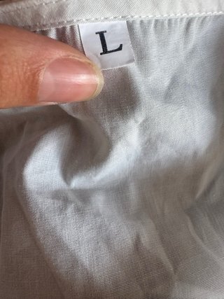 Blusa Blanca Manga Abullonada Espalda Abierta