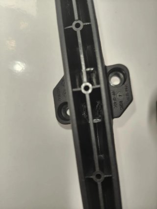 Patas para  tv Hisense
