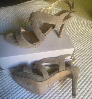 Sandalias Melanie Beige Cuña