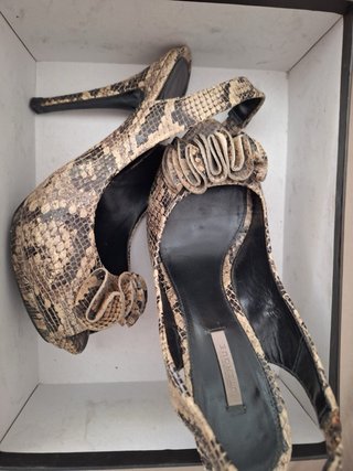 Zapatos Uterqüe Peep Toe Serpiente Talla 37