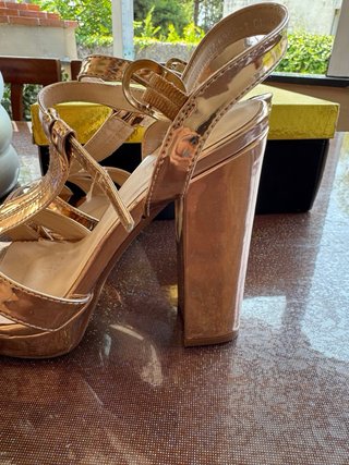 Sandali Tahlia tacco plateau oro rosa