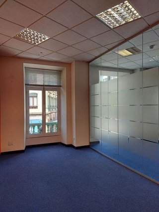 Oficina en alquiler en Centro en Gijón