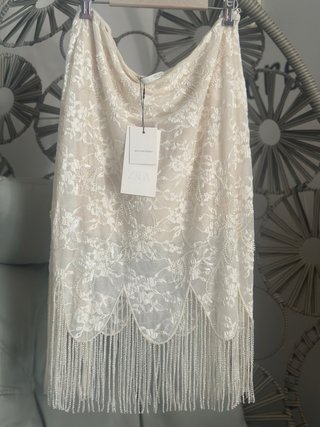Falda Zara encaje con flecos