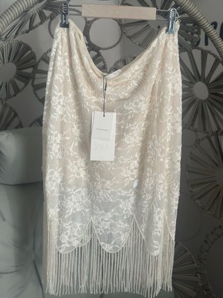 Falda Zara encaje con flecos