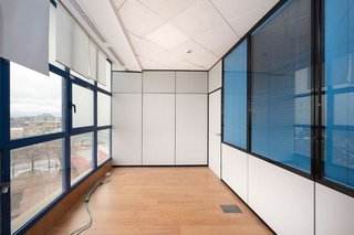 Oficina en alquiler en Valdebebas - Valdefuentes en Madrid