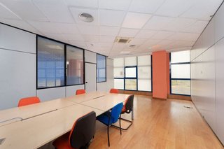 Oficina en alquiler en Valdebebas - Valdefuentes en Madrid
