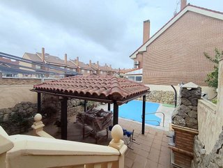 Casa adosada en venta en El Arroyo - La Fuente en Fuenlabrada