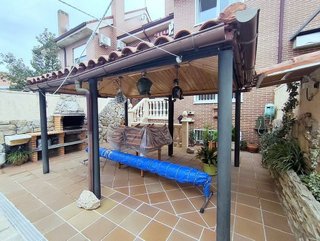 Casa adosada en venta en El Arroyo - La Fuente en Fuenlabrada