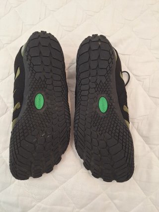 Saguaro T45 caqui y negro